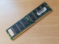 Arbeitsspeicher (RAM) 512MB DDR-400 CL3 PC32000 ADATA
