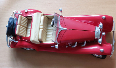 Bburago, Massstab 1:18 Auto--Sammlerstücke-noch 20 Stk