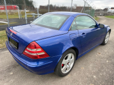MERCEDES-BENZ SLK 320