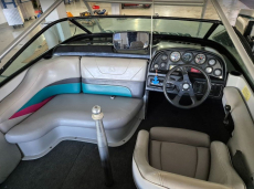 Boot Mastercraft V8 mit Anhänger
