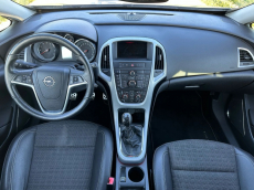 OPEL Astra GTC 1.6i 16V Sport