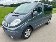 RENAULT Trafic 2.0 dCi Eco Grand Passenger Black Edition