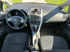 TOYOTA Auris 1.6 Style