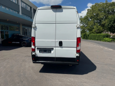 PEUGEOT Boxer 2.2 HDI 335 Pro L3H2