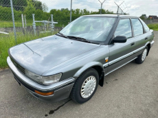 TOYOTA Corolla 1.3 XLi Lb Chic