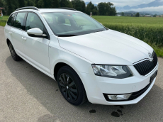 SKODA Octavia Combi 1.6 TDI Swiss Joy 4x4