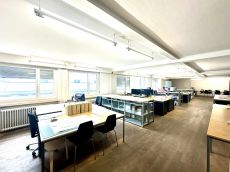 NACHMIETER IN BÜROGEMEINSCHAFT