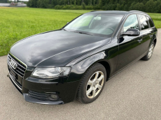 AUDI A4 Avant 3.2 FSI quattro tiptronic
