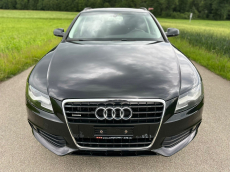 AUDI A4 Avant 3.2 FSI quattro tiptronic