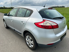 RENAULT Mégane 1.6 16V Dynamique