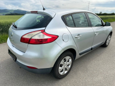 RENAULT Mégane 1.6 16V Dynamique