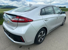 HYUNDAI Ioniq 1.6 GDi HEV Launch Plus DCT