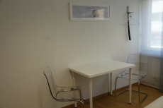 Raum möbliert oder unmöbliert für Praxis oder Büro in Zürich