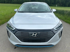 HYUNDAI Ioniq 1.6 GDi HEV Launch Plus DCT