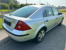 FORD Mondeo 2.0i 16V Carving