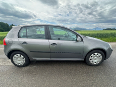 VW Golf 1.6 FSI Sportline