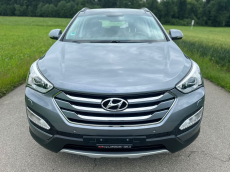 HYUNDAI Santa Fe 2.2 CRDI Style 4WD Automatic 7 Platz