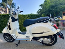 Vespa GTS 300 Super ABS