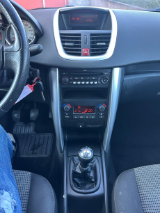 PEUGEOT 207 1.6 16V Sport Pack