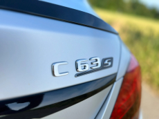 MERCEDES-BENZ C 63 S AMG Speedshift