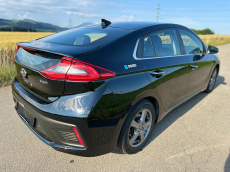 HYUNDAI Ioniq 1.6 GDi Plug in Hybrid Amplia DCT