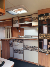 Wohnwagen Bürstner Averso 465TS mit Moover