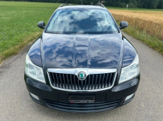 SKODA Octavia Combi 1.8 TSI Elegance 4x4