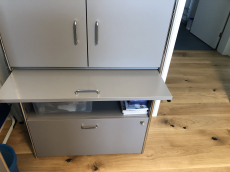 GRATIS Büro möbel