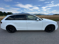 AUDI A4 Avant 2.0 TDI Attraction multitronic