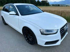 AUDI A4 Avant 2.0 TDI Attraction multitronic