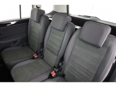 Top gepflegter VW Touran 2.0 TDI Highline DSG – Jg. 2020 1. Hand