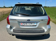 SUBARU Outback 2.5i AWD