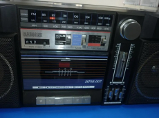 Marke: RADIONE Graphic Equalizer 3 Band Radio Cassette Radio Rec.