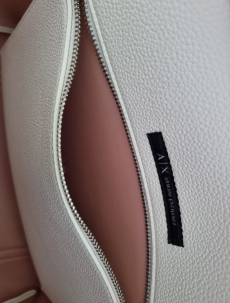 Weisse Tasche von Armani Exchange