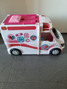 Barbie Krankenwagen mit Sirene