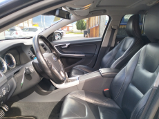 Volvo V60 T6 4x4 R-Design  