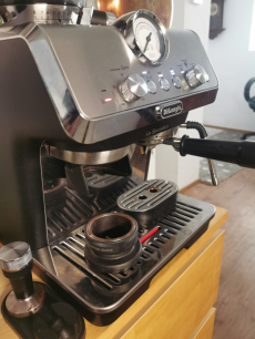 Cafe Maschine De Longhi la Specialista