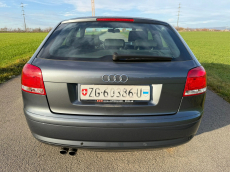 AUDI A3 2.0 Turbo FSI Ambiente quattro