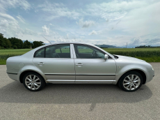 SKODA Superb 2.8 V6 Elegance
