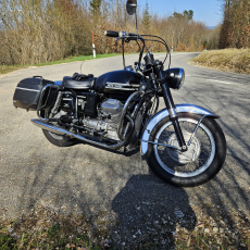 Moto Guzzi V7 850 GT California