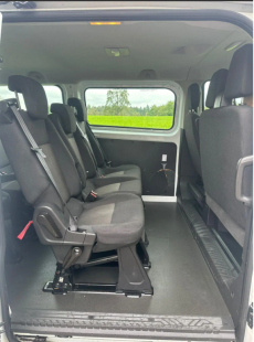 Ford Transit Custom Personentransport (9 Plätze)