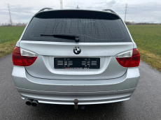BMW 330d Touring