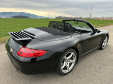 PORSCHE 911 Cabrio Carrera 4