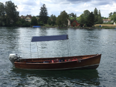 Tessiner Gondel mit 6 PS / 4.4 KW Motor Holz Mahagoni