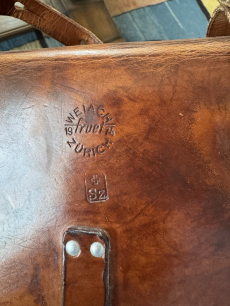 Vintage Swiss Army Leder Militärtasche 1974