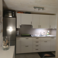 3 Zimmer WW, fester Vorbau und Boot am Comersee, privater Camping