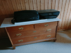 Flohmarkt: Antike Möbel, Bilder, Wechselrahmen etc.......