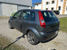 FORD Fiesta 1.4 16V Ghia