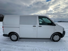 VW T5 2.0 TDI Entry