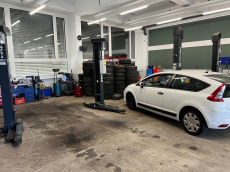 Moderne Garage in Sirnach